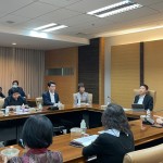 ผู้เข้าร่วมหลักสูตร ป.ย.ป. 2 ป.ย.ป. 3 และ ป.ย.ป. 4 จากหน่วยงานที่ร่วมขับเคลื่อนโจทย์การบูรณาการ “การใช้ Soft Power เพื่อสร้างภาพลักษณ์ให้ประเทศไทยเป็นจุดหมายหลักในการ Workation (Best Destination for Workation) เพื่อดึงดูดให้ต่างชาติมาใช้จ่ายในประเทศไทยเพิ่มขึ้น ร่วมอภิปรายและแลกเปลี่ยนความคิดเห็นในประเด็นต่าง ๆ ณ ห้องประชุม 123 ศูนย์ประสานด้านการลงทุน (OSOS) อาคารจัตุรัสจามจุรี ชั้น 18 ผู้เข้าร่วมหลักสูตร ป.ย.ป. 2 ป.ย.ป. 3 และ ป.ย.ป. 4 จากหน่วยงานที่ร่วมขับเคลื่อนโจทย์การบูรณาการ “การใช้ Soft Power เพื่อสร้างภาพลักษณ์ให้ประเทศไทยเป็นจุดหมายหลักในการ Workation (Best Destination for Workation) เพื่อดึงดูดให้ต่างชาติมาใช้จ่ายในประเทศไทยเพิ่มขึ้น ร่วมอภิปรายและแลกเปลี่ยนความคิดเห็นในประเด็นต่าง ๆ ณ ห้องประชุม 123 ศูนย์ประสานด้านการลงทุน (OSOS) อาคารจัตุรัสจามจุรี ชั้น 18